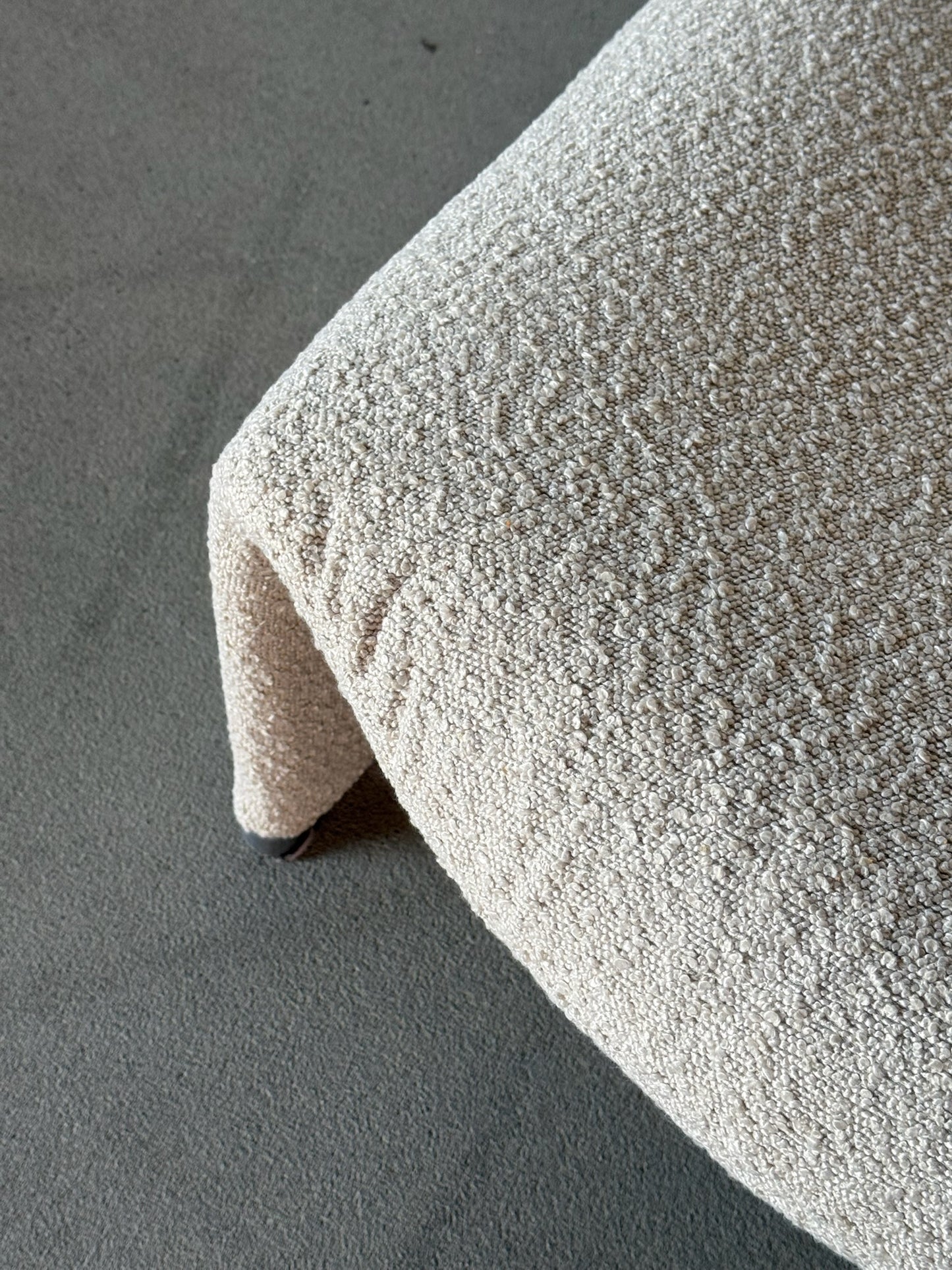 ALKY bouclé chair