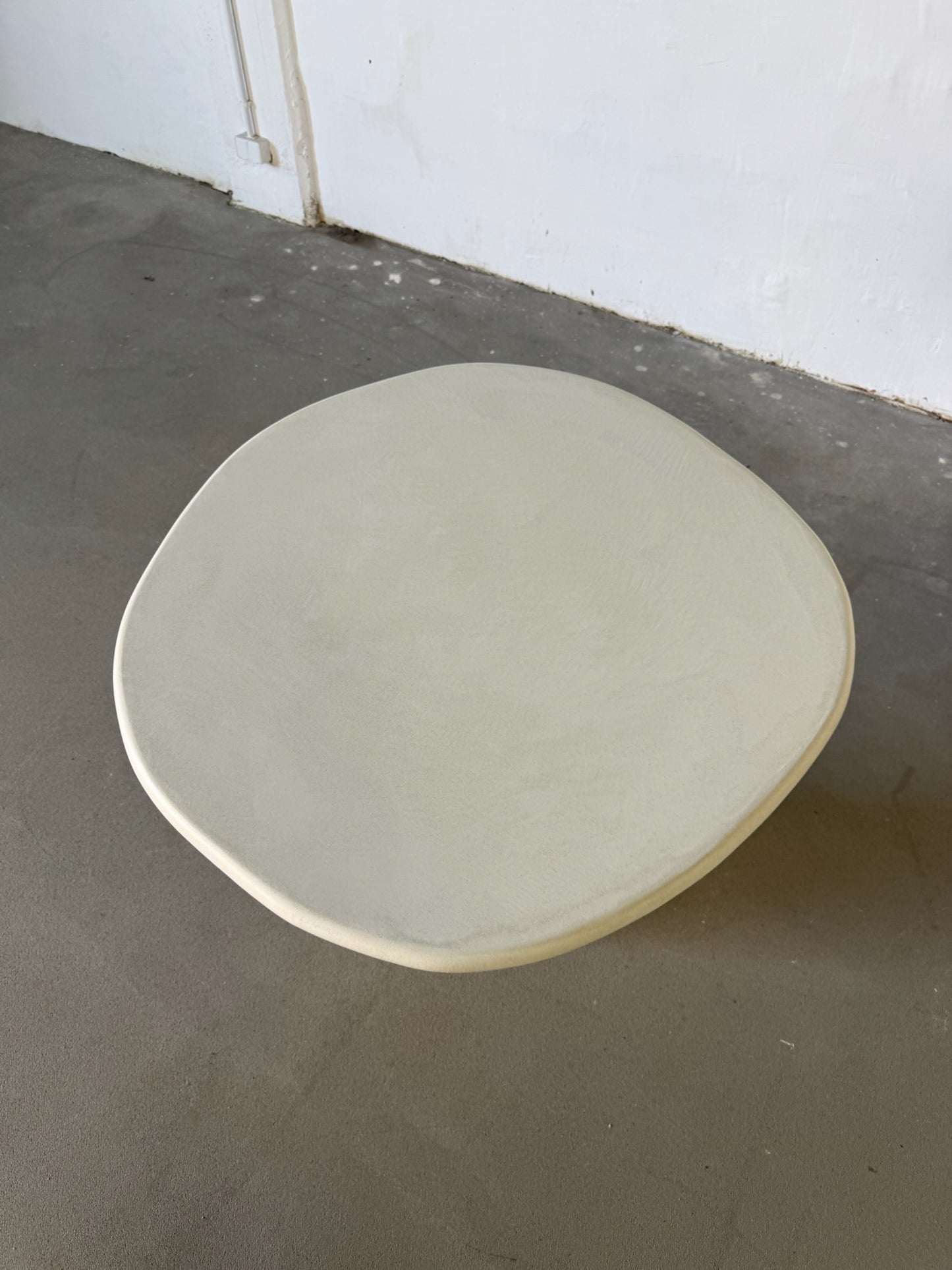 CLOUD MINI dining table