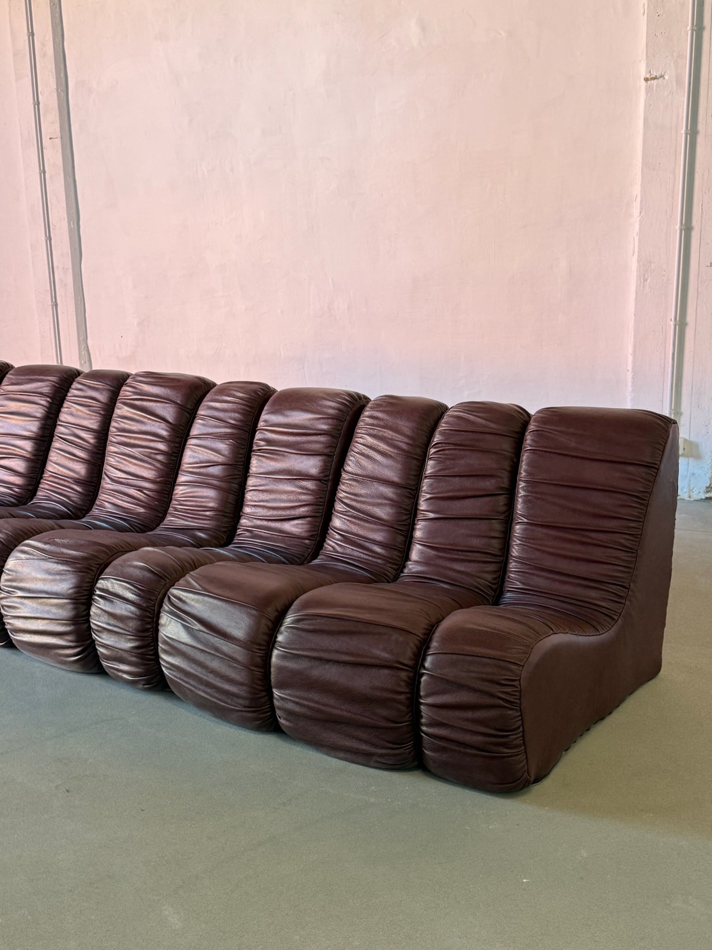 SNAKE leather modular sofa