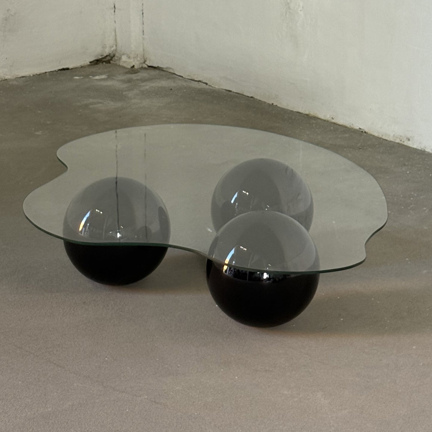 SPHERE black coffee table